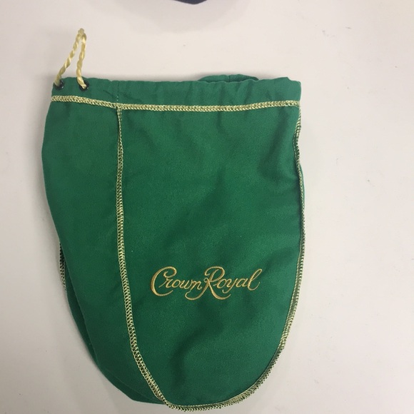 EUC! 3 limited edition Crown Royal bags. - Picture 5 of 12